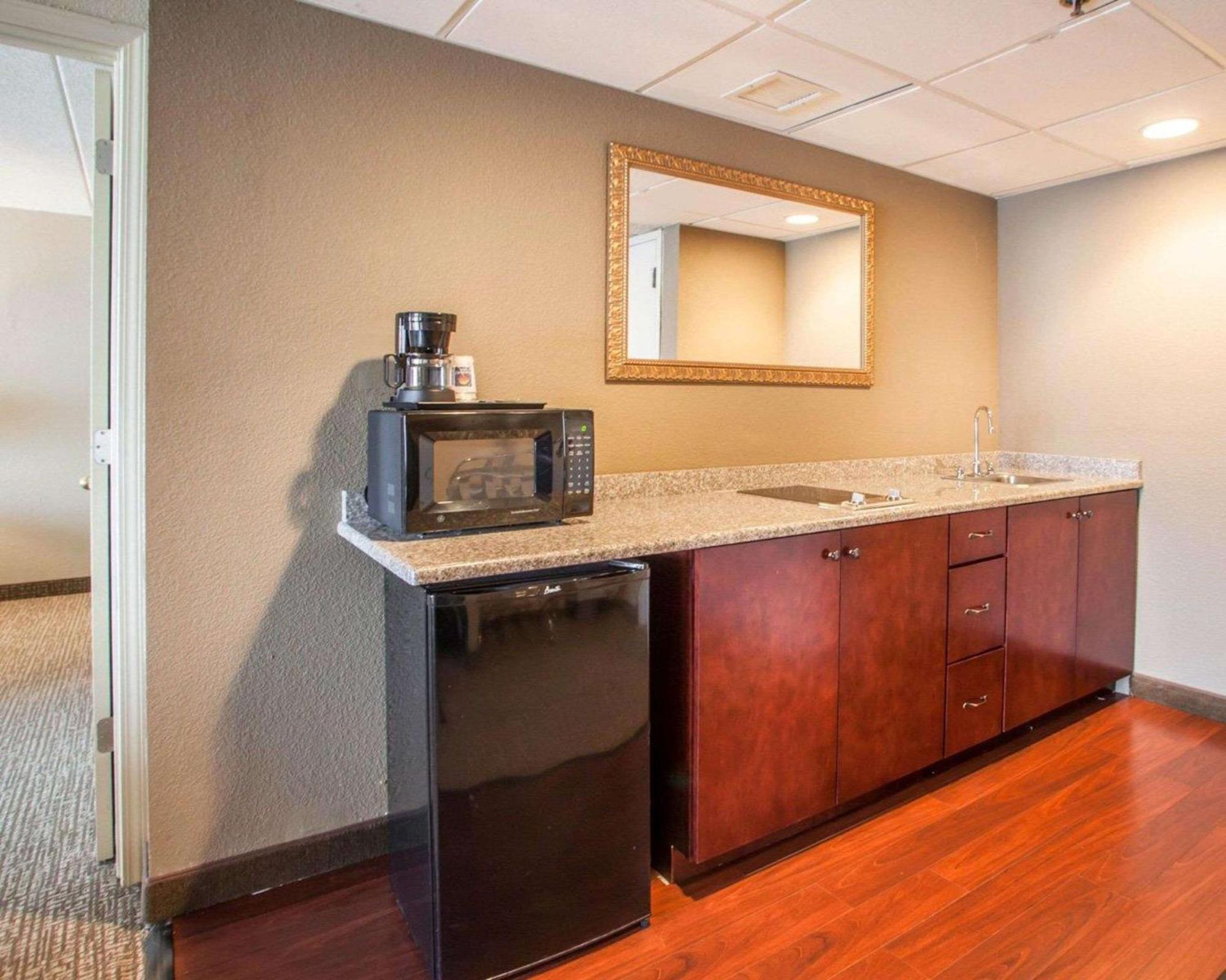 Quality Inn & Suites Orland Park - Chicago Exterior foto